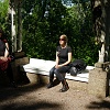 Elise och Emelie i Norrvikens trädgårdar